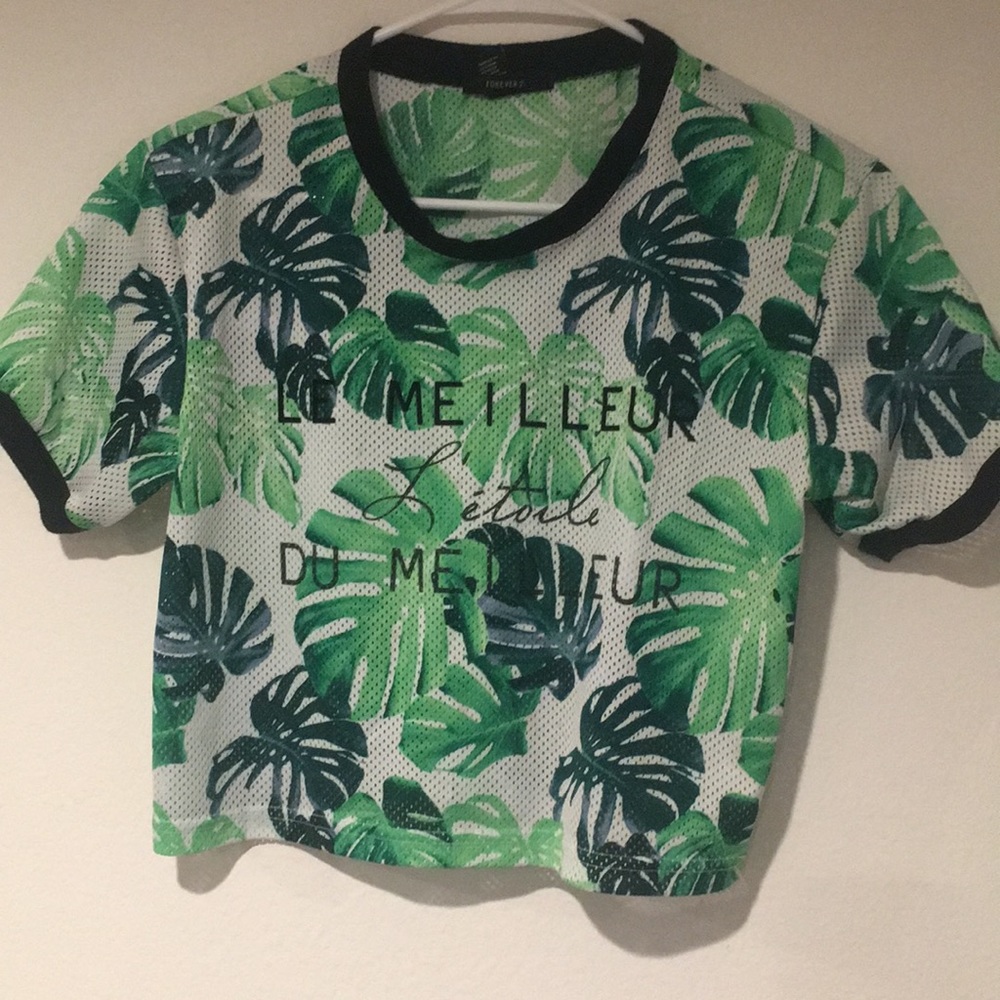 Super cute crop top